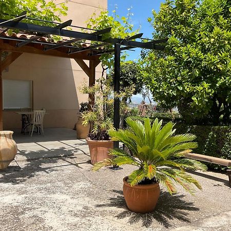 La Almena Apartment ลาอิรูลา ภายนอก รูปภาพ