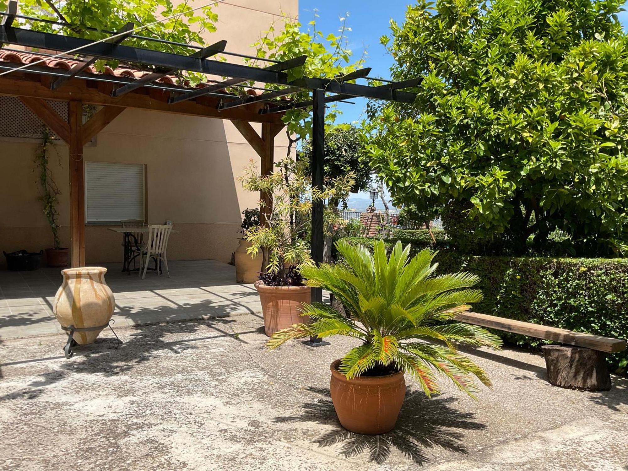 La Almena Apartment ลาอิรูลา ภายนอก รูปภาพ